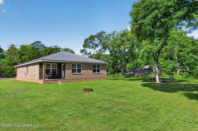 1412 Spruce Street, Ocean Springs, MS 39564