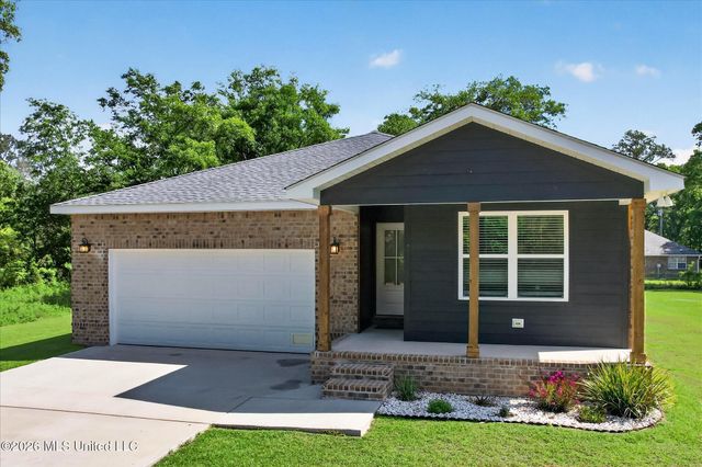 1412 Spruce Street, Ocean Springs, MS 39564