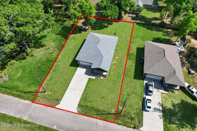 1412 Spruce Street, Ocean Springs, MS 39564