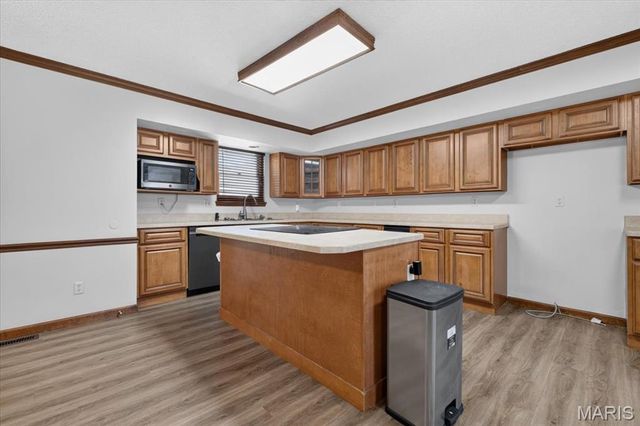 2546 Willow Knoll Drive, St Louis, MO 63129