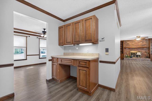 2546 Willow Knoll Drive, St Louis, MO 63129