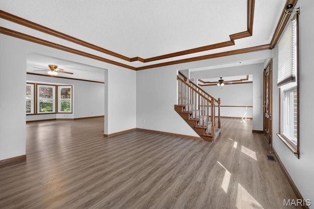 2546 Willow Knoll Drive, St Louis, MO 63129