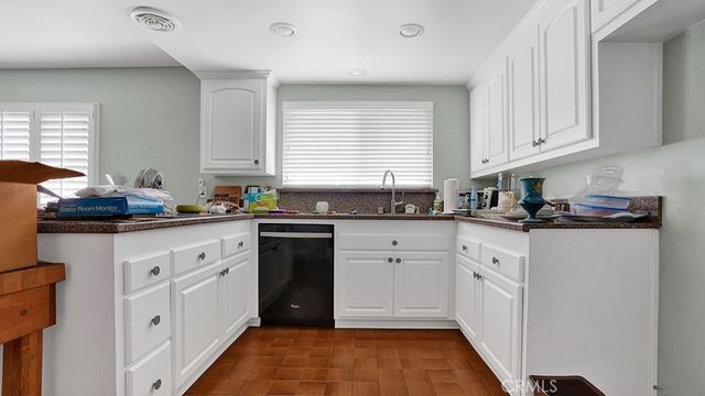 2735 San Juan Lane, Costa Mesa, CA 92626