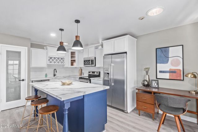 1601 E FREMONT Drive, Tempe, AZ 85282