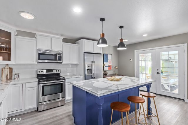 1601 E FREMONT Drive, Tempe, AZ 85282