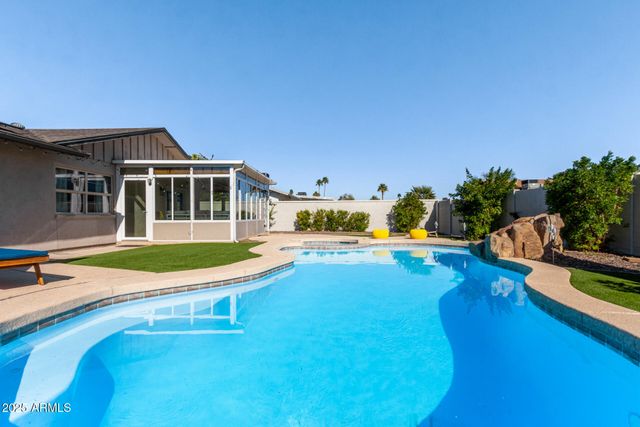 1601 E FREMONT Drive, Tempe, AZ 85282