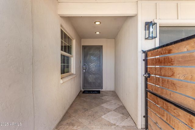 1601 E FREMONT Drive, Tempe, AZ 85282