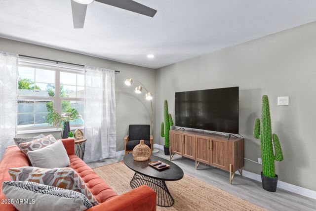 1601 E FREMONT Drive, Tempe, AZ 85282