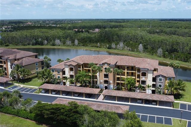 9584 Trevi CT 5226, Naples, FL 34113
