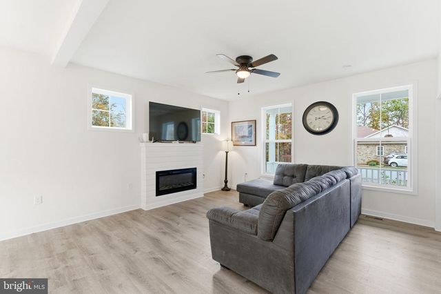 194 NEMACOLIN TRL, Hedgesville, WV 25427