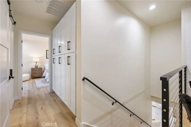 1649 N Lake Avenue 2, Pasadena, CA 91104