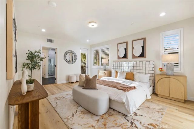 1649 N Lake Avenue 2, Pasadena, CA 91104