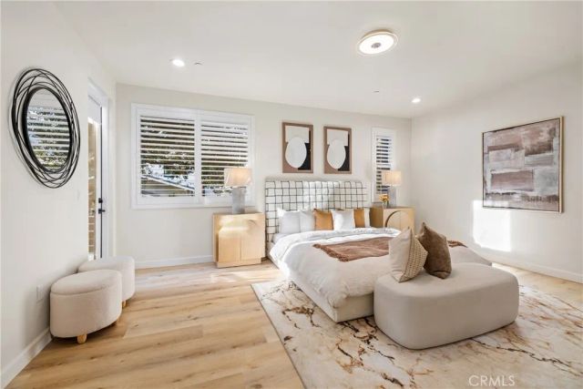 1649 N Lake Avenue 2, Pasadena, CA 91104