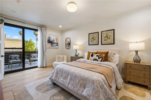 1649 N Lake Avenue 2, Pasadena, CA 91104