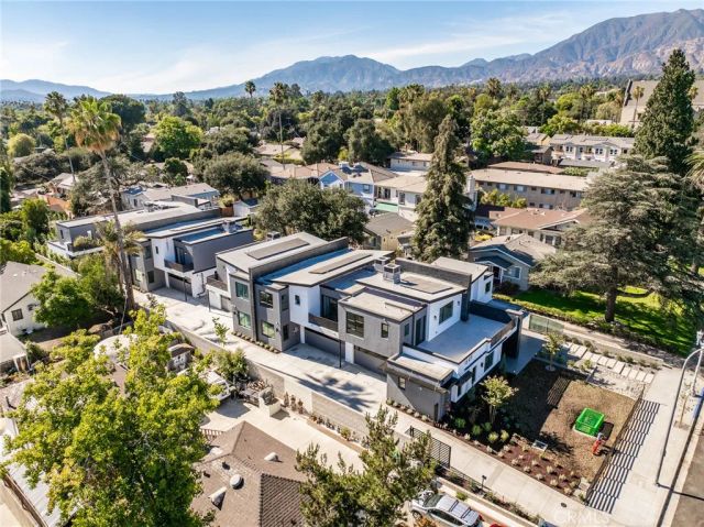 1649 N Lake Avenue 2, Pasadena, CA 91104
