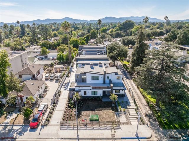 1649 N Lake Avenue 2, Pasadena, CA 91104