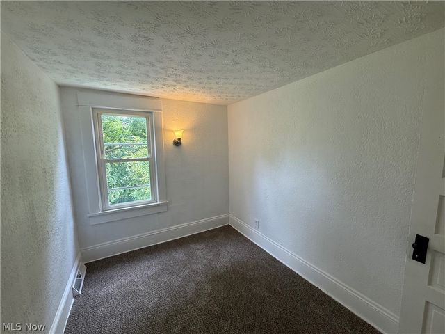 257 Arch Street, Akron, OH 44304