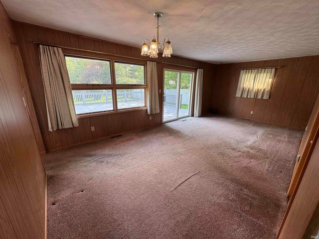 19412 Pasadena Avenue, South Bend, IN 46614