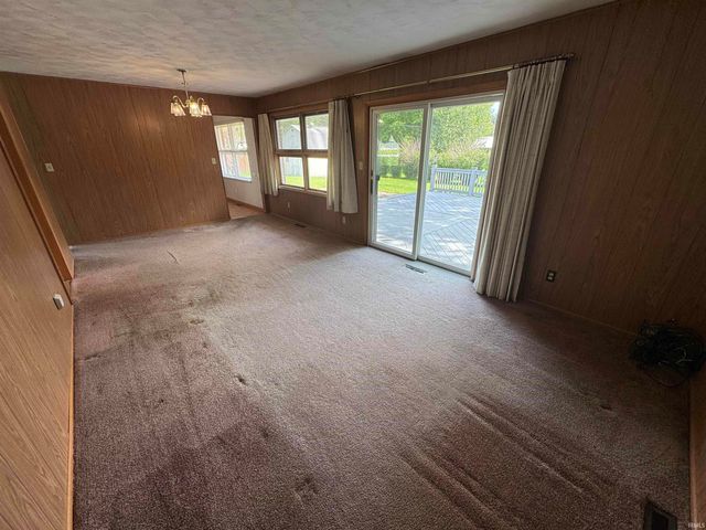 19412 Pasadena Avenue, South Bend, IN 46614