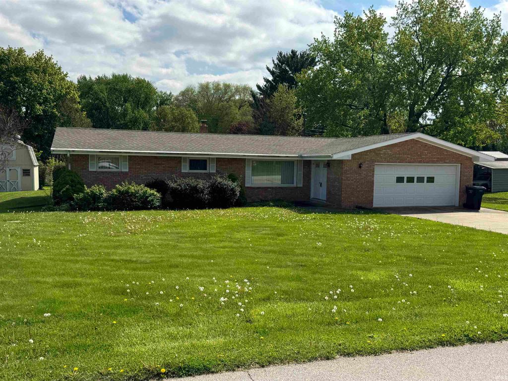 19412 Pasadena Avenue, South Bend, IN 46614