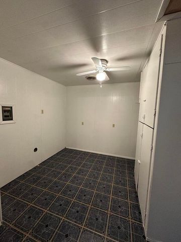 2807 Lexington Street, Plainview, TX 79072