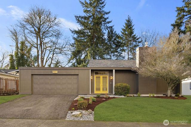 5011 120TH Avenue SE, Bellevue, WA 98006