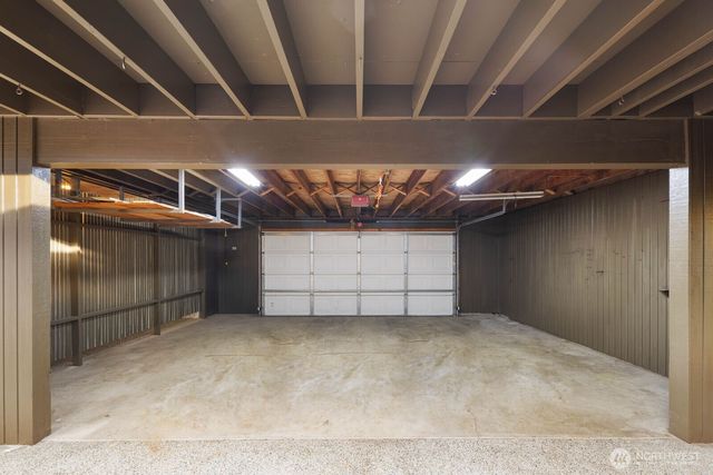 5011 120TH Avenue SE, Bellevue, WA 98006