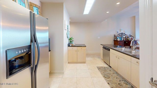 1899 Beach Boulevard, 205, Biloxi, MS 39531