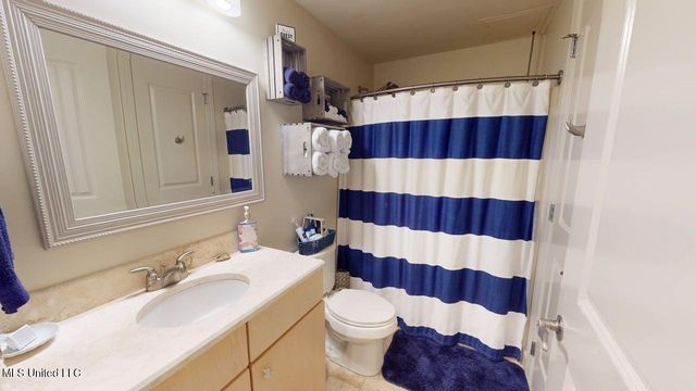 1899 Beach Boulevard, 205, Biloxi, MS 39531