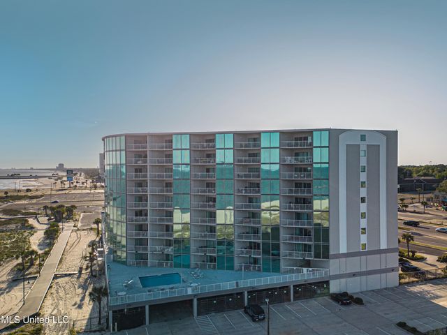 1899 Beach Boulevard, 205, Biloxi, MS 39531