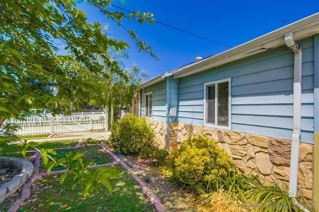 8749 Cottonwood Avenue, Santee, CA 92071