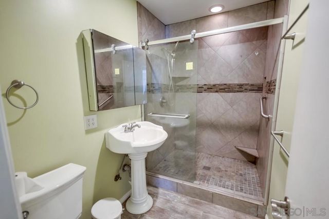 8749 Cottonwood Avenue, Santee, CA 92071