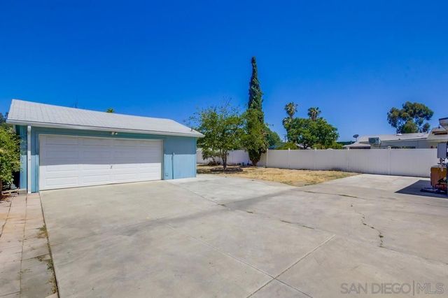 8749 Cottonwood Avenue, Santee, CA 92071