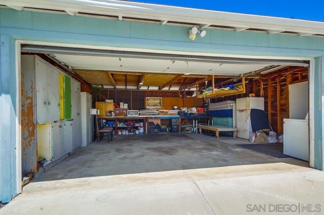 8749 Cottonwood Avenue, Santee, CA 92071