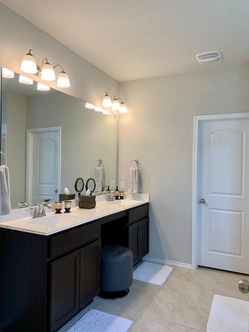 24207 Oakdale Hills Court, Spring, TX 77389