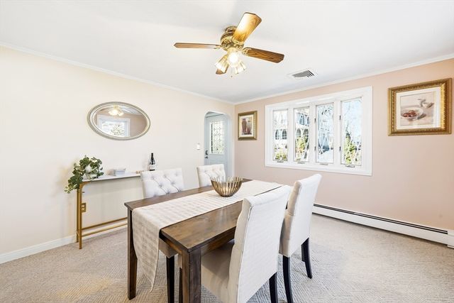 22 Longwood Ave, Woburn, MA 01801