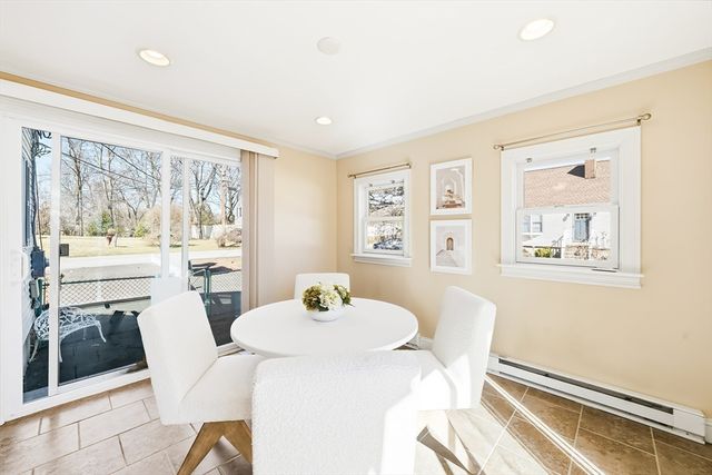 22 Longwood Ave, Woburn, MA 01801