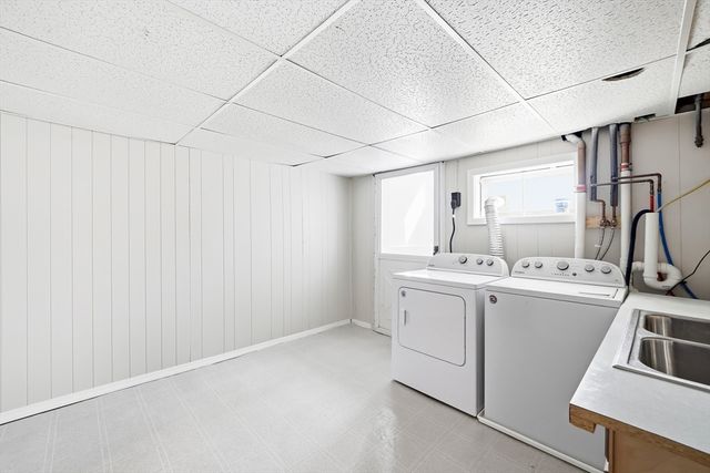 22 Longwood Ave, Woburn, MA 01801