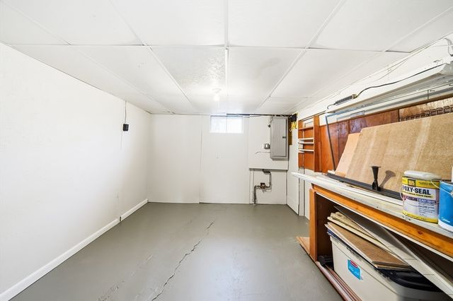 22 Longwood Ave, Woburn, MA 01801