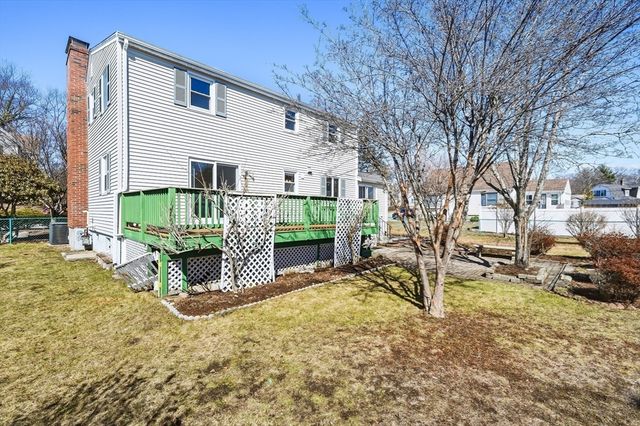 22 Longwood Ave, Woburn, MA 01801