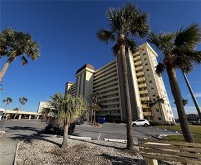 4775 COVE CIRCLE 1006, St Petersburg, FL 33708