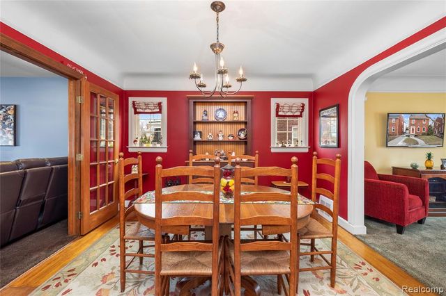 200 N York Street, Dearborn, MI 48128