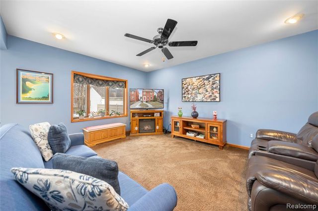 200 N York Street, Dearborn, MI 48128