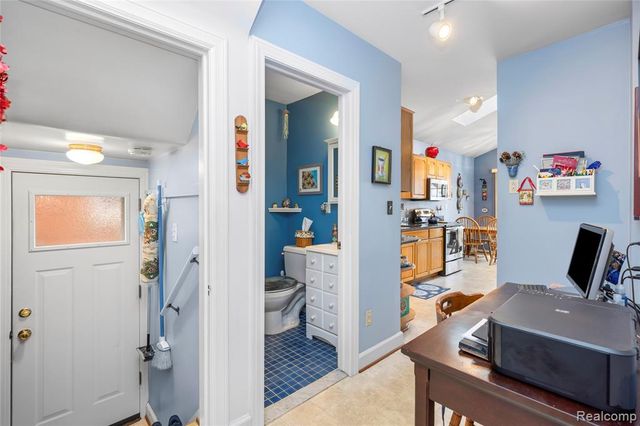 200 N York Street, Dearborn, MI 48128