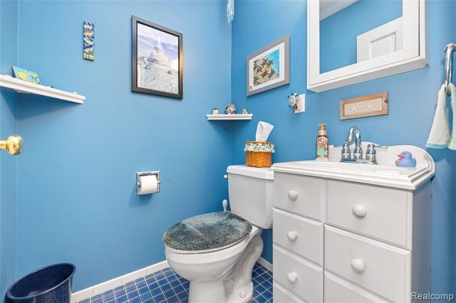 200 N York Street, Dearborn, MI 48128