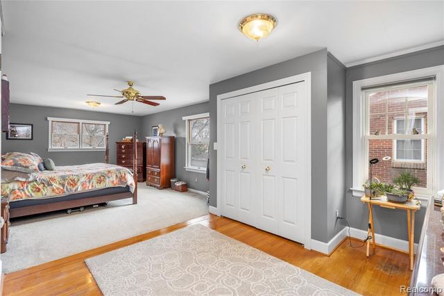 200 N York Street, Dearborn, MI 48128