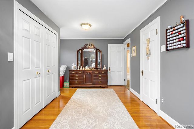 200 N York Street, Dearborn, MI 48128