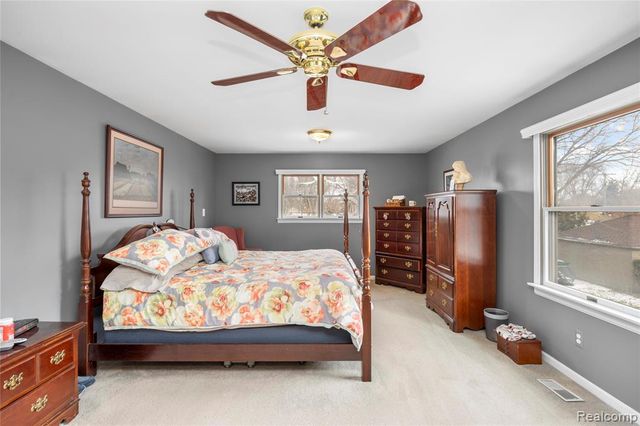 200 N York Street, Dearborn, MI 48128