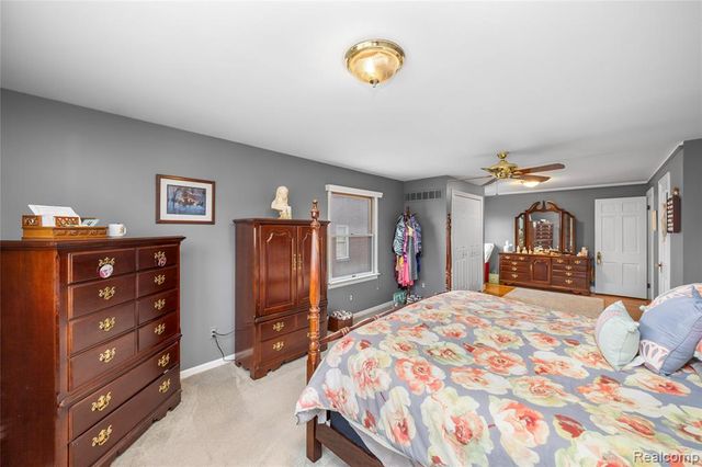 200 N York Street, Dearborn, MI 48128