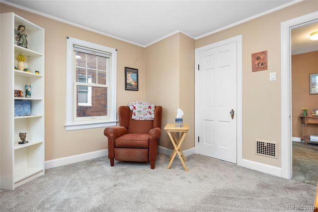 200 N York Street, Dearborn, MI 48128